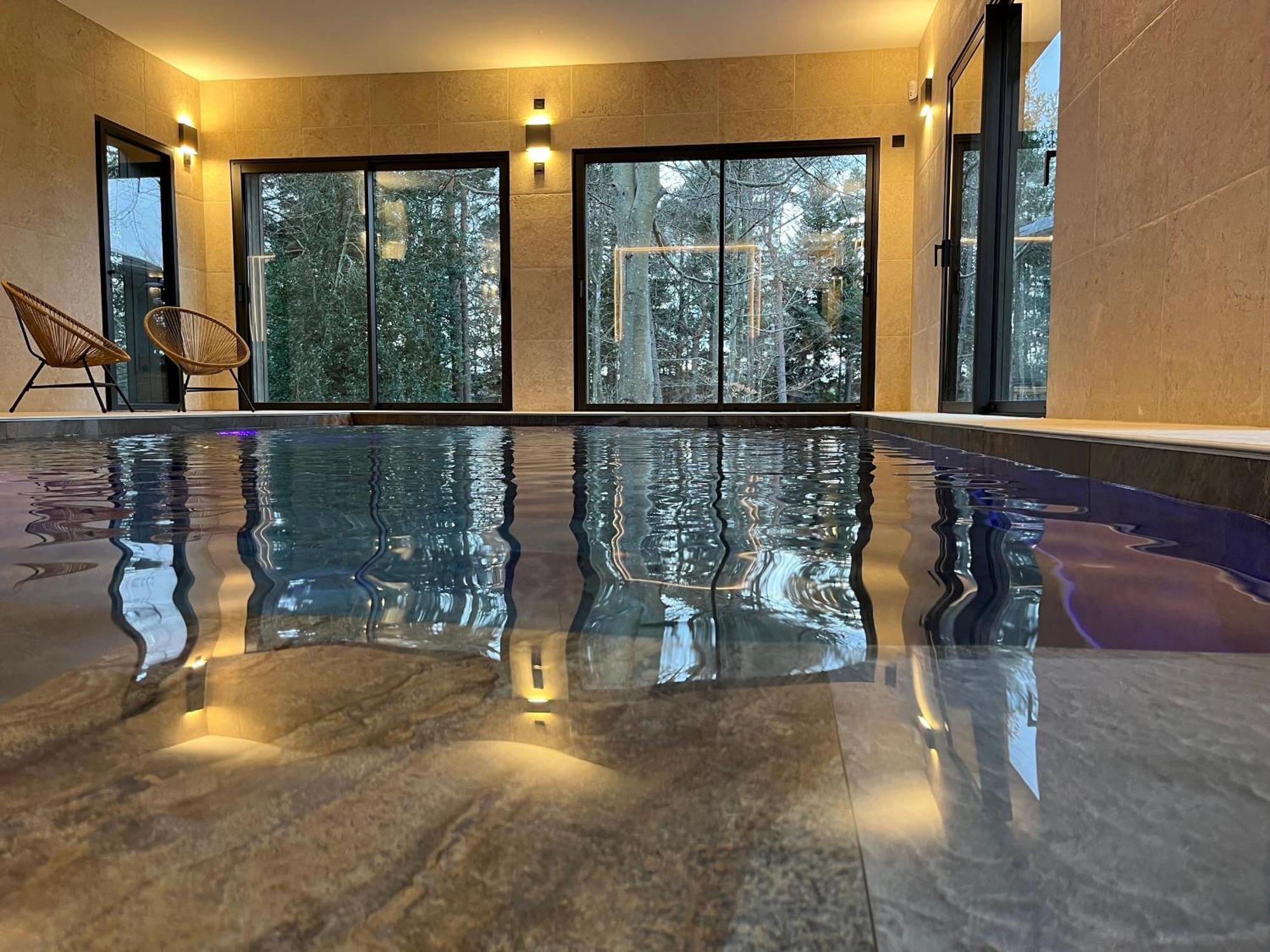 Lodge Familial Avec Jacuzzi Privatif, Acces Piscine Et Nombreuses Activites Au Bord Du Golf - Fr-1-582-367 利尼翁河畔勒尚邦 外观 照片